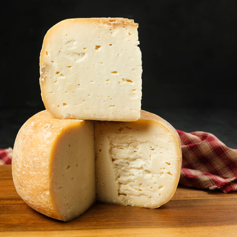 Cheese and Jam Pairing - B (1.5 lbs. of 4 Cheeses & 2 4 oz Condiments)