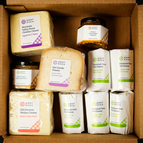 Cheese and Jam Pairing - B (1.5 lbs. of 4 Cheeses & 2 4 oz Condiments)