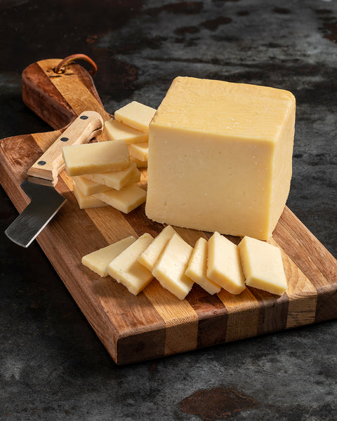 Mountain Home Woodsmoked Cheddar